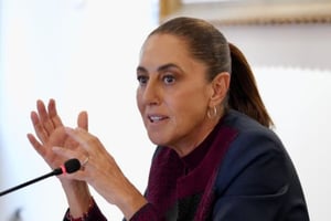 La presidenta Claudia Sheinbaum confirmó despidos en General Motors Ramos Arizpe y habló sobre la subasta de AHMSA, temas prioritarios para la economía