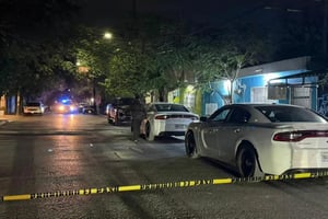 Un menor de 17 años fue asesinado a balazos en la colonia Niños Héroes, en Guadalupe, Nuevo León, tras un ataque la noche del lunes.  La violencia volvió