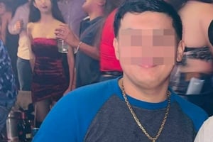 El presunto responsable era padrino de la hermana menor de la víctima.  Tras valorar los datos de prueba presentados por la Fiscalía, un juez del Centro