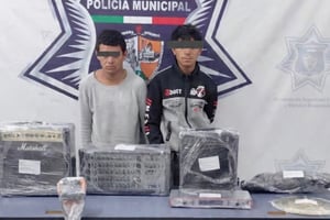 Dos sujetos fueron detenidos tras incendiar y saquear un templo cristiano en la colonia Guadalupe, en el municipio de Sabinas, lo que generó alarma entre