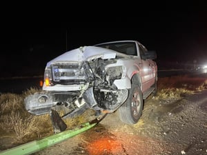 Cuerpos de rescate se movilizaron tras el accidente vial.  Un accidente vehicular registrado sobre la carretera federal número 30 provocó la movilización