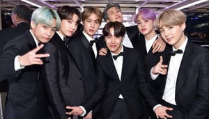 La venta general para los conciertos de BTS en CDMX superó el millón de personas en fila virtual y agotó boletos en solo 37 minutos.  La venta general