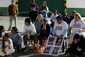 Al menos 80 presos políticos fueron excarcelados este domingo en Venezuela, como parte de un proceso de liberaciones que organizaciones civiles califican como