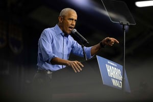 Barack Obama calificó como tragedia la muerte del enfermero Alex Pretti en Minneapolis y advirtió que valores fundamentales de Estados Unidos están bajo