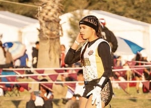 A sus 13 años, Victoria, originaria de Piedras Negras, comienza a destacar en el fútbol bandera gracias a su disciplina y constancia, logrando competir