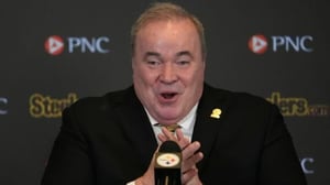    Mike McCarthy, nuevo entrenador de Pittsburgh Steelers, se pronuncia sobre el posible regreso del quarterback Aaron Rodgers para la próxima temporada.