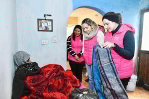 El DIF Monclova mantiene una atención prioritaria hacia 2 adultos mayores que viven completamente solos en la ciudad.  La doctora María Eugenia Linaje,