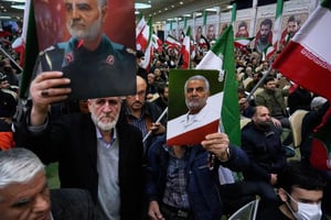 Irán advirtió que responderá de inmediato ante cualquier ataque de Estados Unidos, señalando que bases militares y portaaviones estadounidenses están