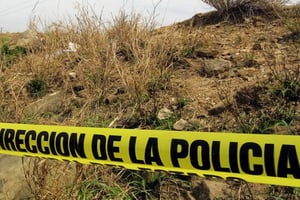Un ataque del CJNG y Los Viagras en Michoacán dejó tres criminales abatidos y dos militares lesionados tras la detonación de un artefacto explosivo.