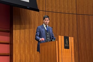Donald Trump anunció su intención de nominar a Kevin Warsh como próximo presidente de la Reserva Federal, una decisión que reaviva el debate sobre tasas