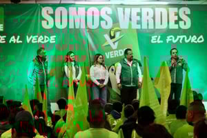 La dirigencia estatal ratificó que el partido se encuentra 'más fuerte que nunca'.   TORREÓN, COAHUILA – En un contundente encuentro con su militancia y ante