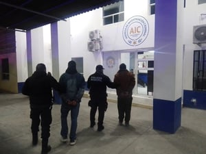 Ambos quedaron bajo investigación por los delitos de lesiones y daños materiales  Un vecino de la colonia Occidental, en el municipio de Frontera,