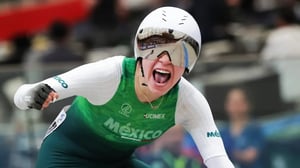    Yareli Acevedo, campeona mundial, confirmó su dominio absoluto al conquistar seis medallas de oro en el Campeonato Nacional de Pista en Veracruz.