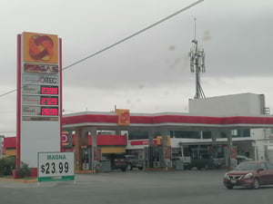 La apertura de nuevas estaciones de servicio y la recesión económica han generado un desplome en las ventas de combustibles en la región Centro.  La región