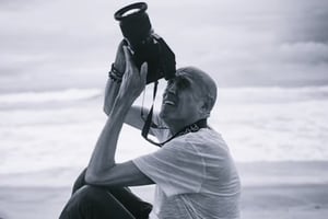 Antes de morir por ELA, el productor Pedro Torres pidió que sus últimas 24 horas fueran grabadas para un documental biográfico sobre su vida.  El productor