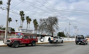 Padres molestos denunciaron que presuntamente el director solapa este comportamiento.  Una intensa movilización policiaca se registró la tarde de este