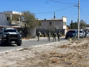   Dos personas fueron aseguradas por autoridades de seguridad durante un cateo efectuado en un domicilio del municipio de Allende, como parte