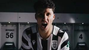    El lateral mexicano Jorge Sánchez dejó Cruz Azul para fichar por el PAOK de Grecia, club que hizo oficial su llegada mediante un video.  El defensa mexicano