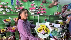 Comercios y parejas se preparan entre expectativas, filas, aromas, presupuestos y gestos de amor hoy.  Este 14 de febrero los enamorados de Monclova
