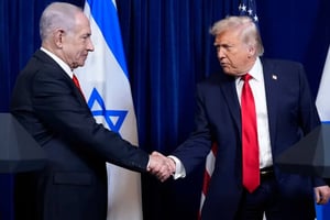 El presidente estadounidense reiteró su preferencia por la vía diplomática frente al programa nuclear iraní, tras reunirse con el primer ministro israelí