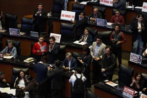 La Cámara Alta avaló sin cambios la reducción de la jornada semanal y turnó el proyecto a la Cámara de Diputados para su análisis.  El Senado de la República