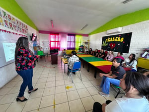 Padres de familia reflexionaron sobre la protección infantil durante una charla preventiva en Ciudad Frontera.  Con el objetivo de fortalecer la cultura