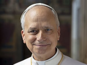 El papa León XIV consideró hoy 'muy poco probable, al menos en un futuro próximo, que la doctrina de la Iglesia cambie sus enseñanzas sobre la sexualidad