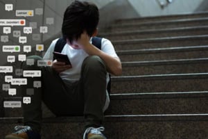 El Parlamento de Portugal aprobó una propuesta para restringir el acceso a redes sociales a menores de 16 años, incluyendo consentimiento parental y multas