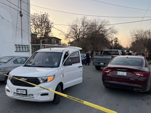    Piedras Negras.– Un joven de 23 años fue localizado sin vida la tarde de este jueves dentro de un departamento ubicado en la colonia 28 de Junio,
