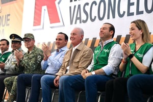 IMNPULSAN trabajos en paso a desnivel Revolución–Vasconcelos, con drenaje, pavimentación y semaforización integral. Con una inversión de 370 millones de pesos,