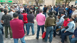 Las mujeres deberán realizar trámite legal para acceder a finiquitos tras venta de la empresa.  La venta de Altos Hornos de México mantiene en expectativa
