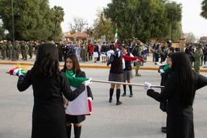 Múzquiz conmemoró el 113 aniversario del Ejército Mexicano con ceremonia cívica, honores a la bandera y actividades educativas que resaltaron patriotismo