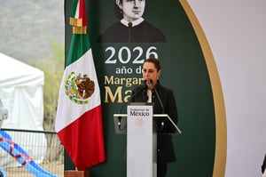 La presidenta promete priorizar pagos a obreros y justicia social en la región acerera.  Durante su visita a Monclova, la presidenta de México, Claudia
