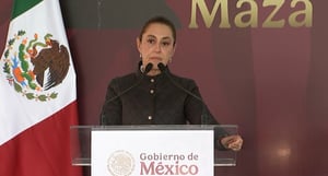 Durante su gira en San Pedro de las Colonias, Coahuila, Claudia Sheinbaum derivó a seguridad el tema del presunto abatimiento de El Mencho.  En medio