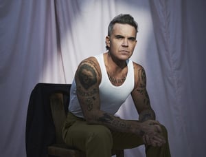 El cantante británico Robbie Williams anunció este lunes su regreso a México tras tres años de ausencia con la presentación de su gira ‘Britpop Tour’,