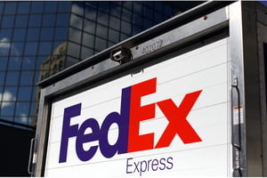 FedEx demandó al Gobierno de Estados Unidos para exigir el reembolso completo de aranceles impuestos bajo poderes de emergencia, anulados por la Corte Suprema.