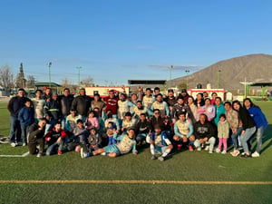    La emoción está en su punto máximo en la Liga Municipal de Futbol de Castaños. Lazzer y F.C. La Inde son los invitados a la gran final de la categoría