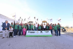 La obra forma parte del Plan de Inversión Prendamos Monclova.  El alcalde de Monclova, Carlos Villarreal Pérez, informó el arranque de la obra de recarpeteo