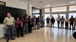 Tras manifestaciones por transportistas con autoridades municipales de Piedras Negras definieron un acuerdo para organizar el tránsito en la ruta fiscal,