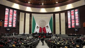 La reforma constitucional para reducir la jornada laboral en México de 48 a 40 horas semanales avanzó de manera decisiva tras ser aprobada por el Pleno