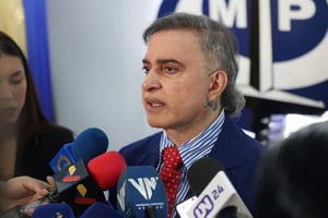 El fiscal general y el defensor del Pueblo de Venezuela presentaron su renuncia ante la Asamblea Nacional en medio del proceso de amnistía para presos
