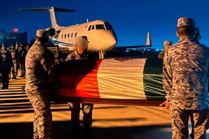 La Secretaría de la Defensa Nacional realizó honores fúnebres a militares caídos en Jalisco durante un operativo contra “El Mencho”, destacando su lealtad