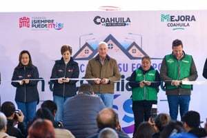 Con una inversión de 2 millones de pesos, esta mañana Román Alberto Cepeda González entregó una plaza pública a vecinos de Villas Zaragoza,