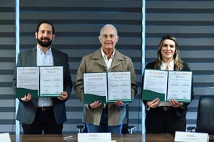Este jueves el alcalde Román Alberto Cepeda González firmó un convenio de colaboración con Tecmilenio Laguna para impulsar, mediante becas a