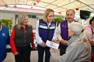 Durante la jornada, se destacó la importancia de que las personas adultas mayores sin afiliación médica puedan acceder a este esquema de apoyo en salud.