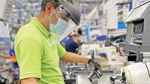 El IPM de México cayó en febrero de 2026, afectado por menor volumen de pedidos e inventarios, según datos del Inegi publicados esta semana.  La actividad