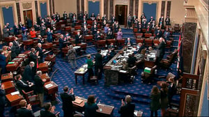 El Senado de EE. UU. vota este miércoles una resolución para limitar los poderes de Trump en la guerra contra Irán, en medio de tensión regional.  Este