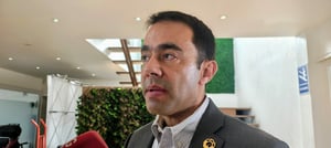 Saltillo, Coahuila, 5 de marzo de 2026.- Arturo Reveles Márquez, presidente de CANACINTRA Coahuila Sureste, asumió el cargo de vicepresidente nacional