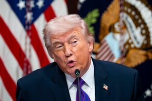 El presidente de Estados Unidos, Donald Trump, afirmó que “Cuba también va a caer”, al atribuir la crisis del país a medidas de presión económica.