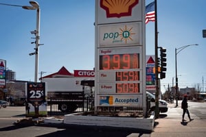 La Casa Blanca confía en que la alianza energética con Venezuela permitirá reducir el precio de la gasolina en Estados Unidos tras un aumento por conflictos